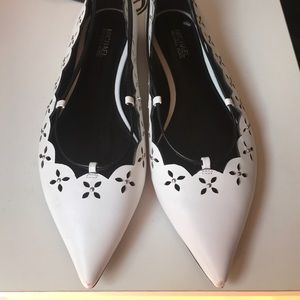 Michael Kors White Flats: GREAT SHAPE!